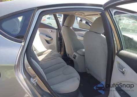 2013 Dodge Dart Sxt z USA, uszkodzony, nr VIN 1C3CDFBA4DD139559